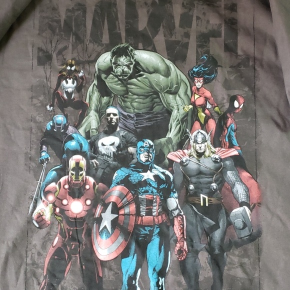 Shirt - Picture 2 of 3